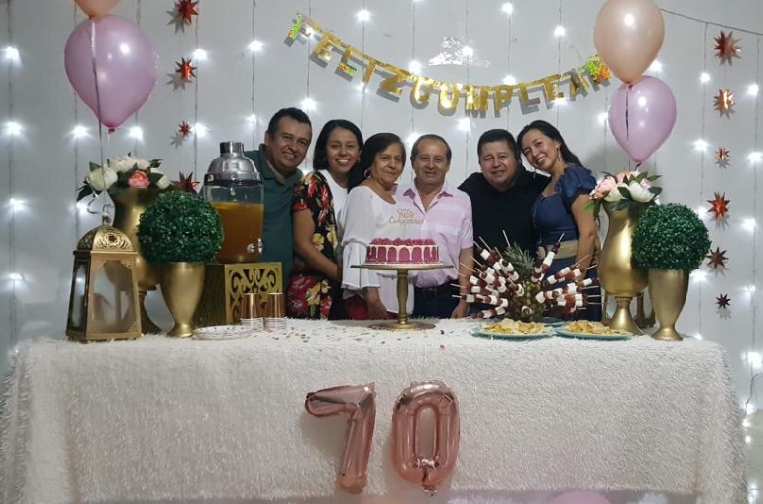 Faber Fonseca, Margarita Fonseca, la Cumpleañera, Alfonso Fonseca, Elton Fonseca y Tatiana Fonseca.